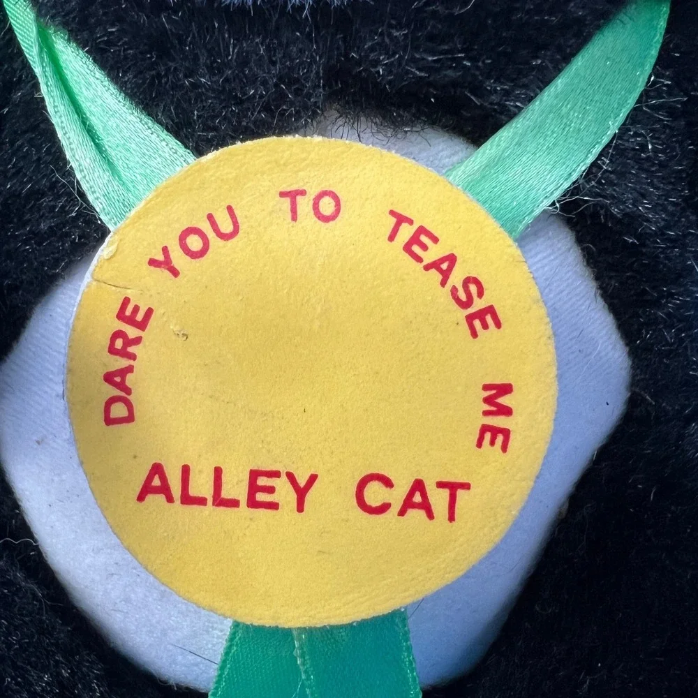 Alley‎ Cat Vintage Plush Medium Black White Dare You To Tease Me 1997
